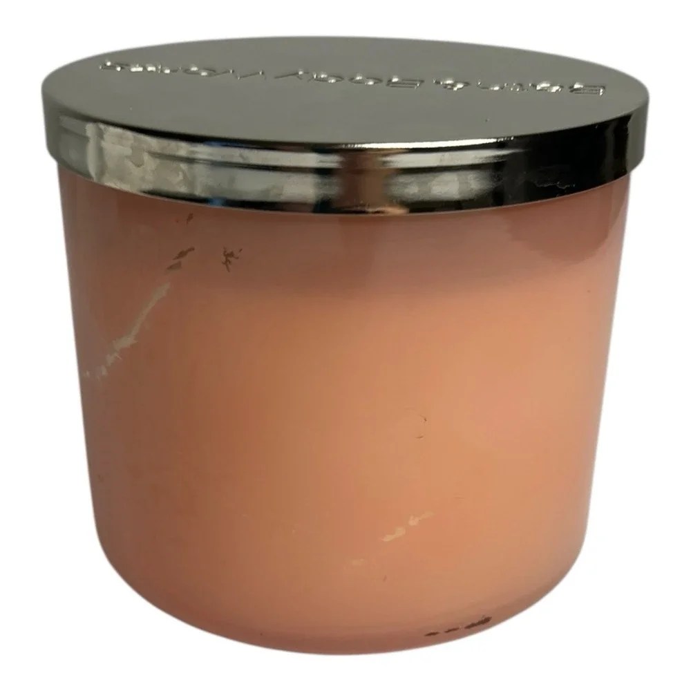 Bath & Body Works this candle